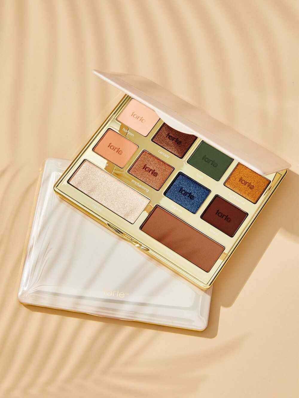 Tarte glamazon Amazonian clay eyeshadow palette